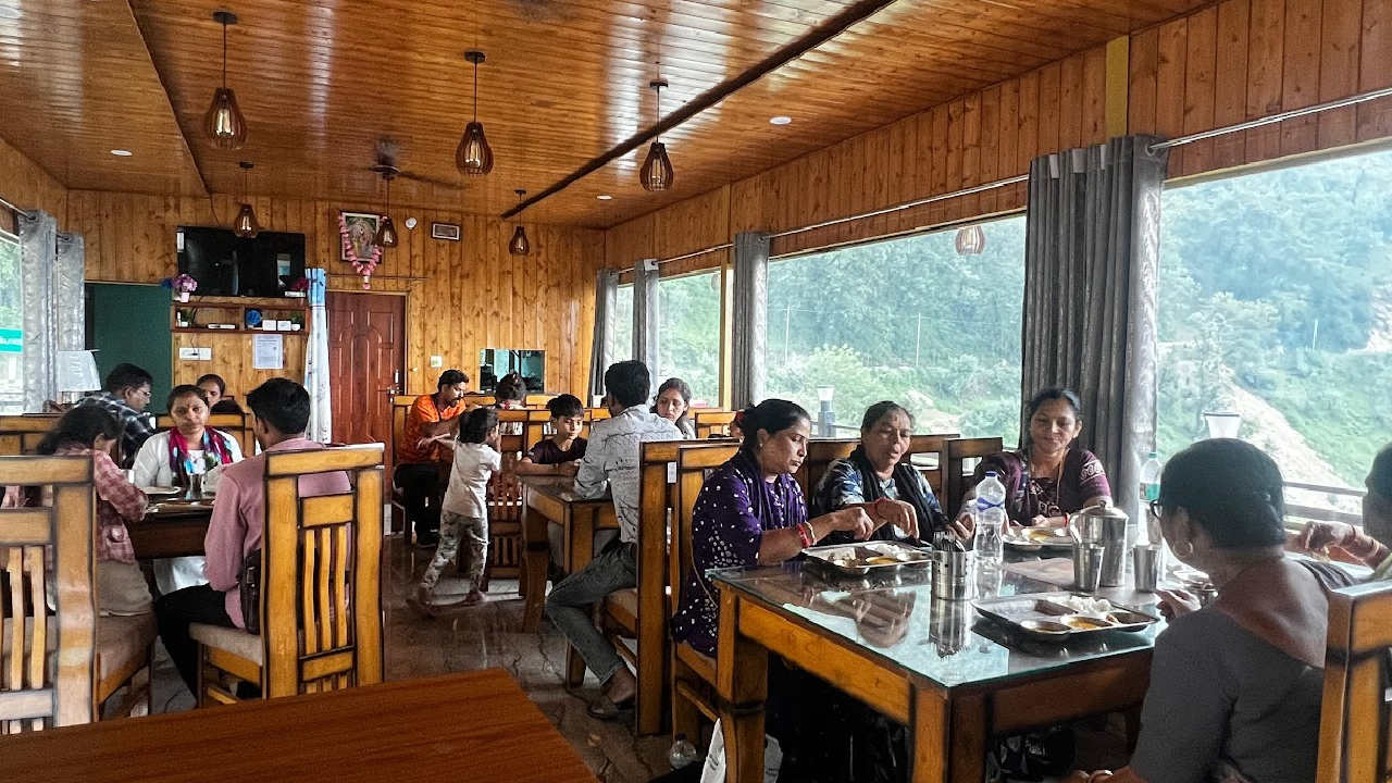 best restaurants in triyuginarayan sonprayag